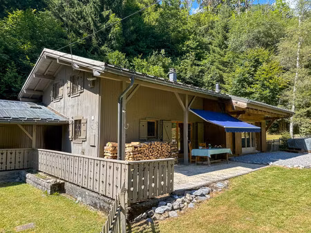 chalet à vendre à sixt-fer-à-cheval (74740) - haute-savoie