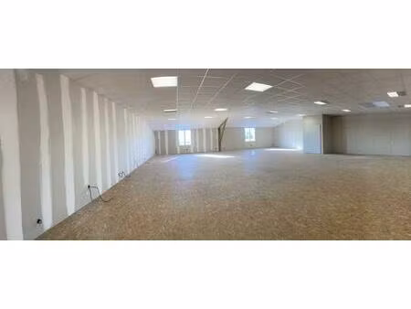 location bureau cisse 200 m²