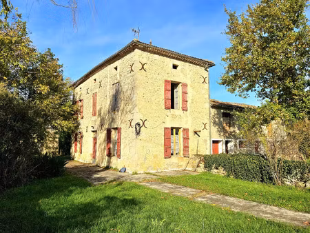 vente maison 5 pièces 138 m² sempesserre (32700)