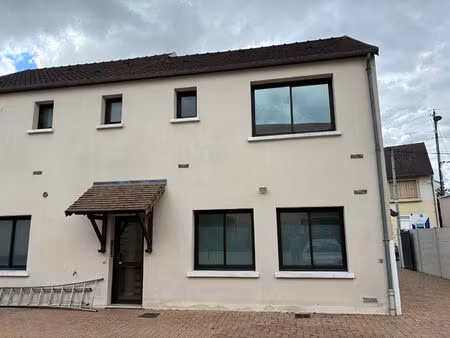 location local d'activité 2 pièces  35.00m²  conflans