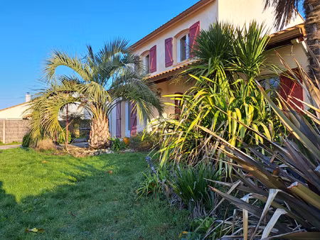à basse-goulaine  maison d'environ 167 m2