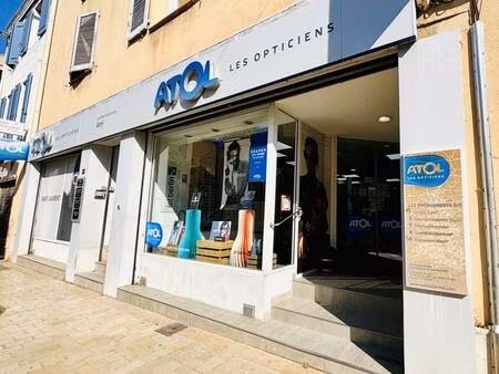 location local industriel 4 pièces 120 m² à marignane (13700)