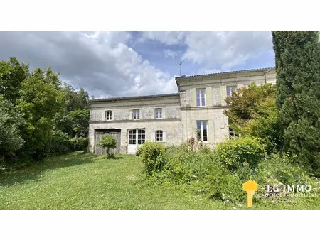 vente maison 7 pièces 239 m² à floirac (17120)  247 000 €