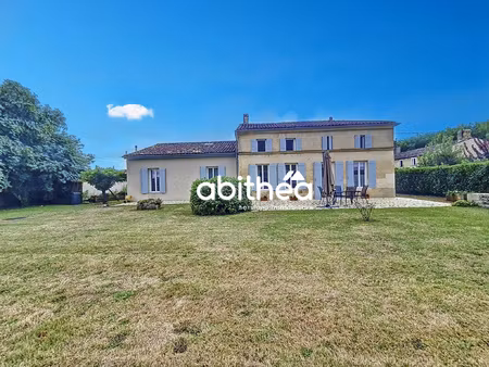 champagnolles | charentaise | 194 m2 | 3 chambres | piscine