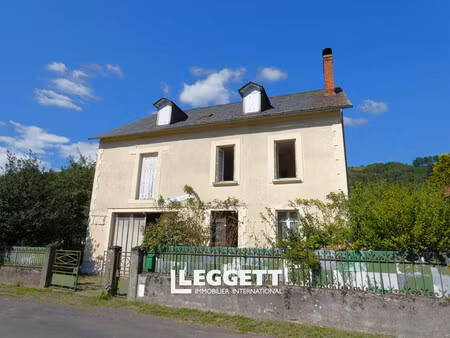 maison 12 pièce(s)  saint-martin-valmeroux