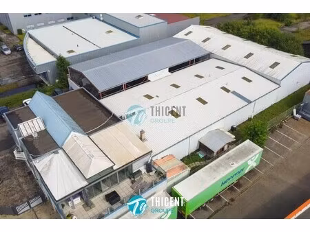 location local commercial