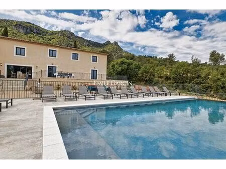 maison de luxe de 12 pièces en location à brignoles  provence-alpes-côte d'azur