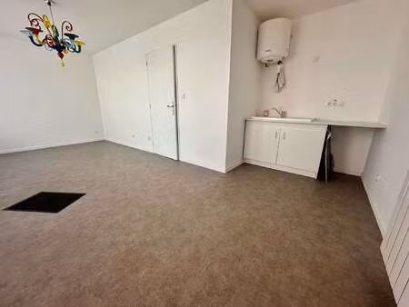 location appartement t1 à pleumeur-bodou (22560) : à louer t1 / 22m² pleumeur-bodou