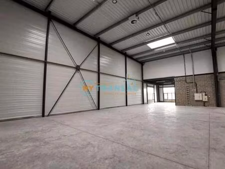 vente local industriel 418 m² moissy-cramayel (77550)