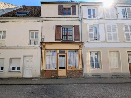 réf. 20.32 immeuble avec garage à lizy-sur-ourcq