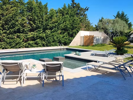 vente maison 5 pièces 210 m² pernes-les-fontaines (84210)