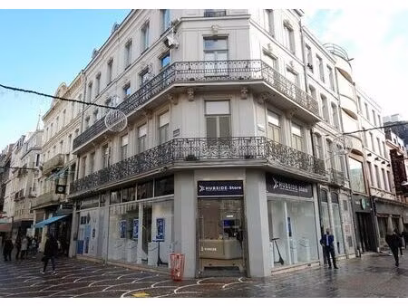 location commerce lille 444 m²