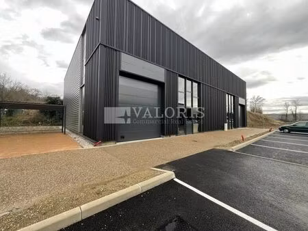 location commerce 760 m² à trévoux (01600)