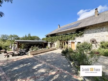 maison de luxe à vendre à copponex