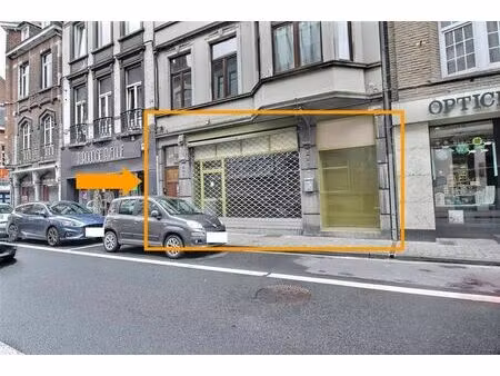 surface commerciale à louer de 110 m² à dinant (vbb71383)