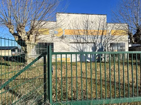 idron - hangar / loft de 450 m² sur terrain de 1450 m²