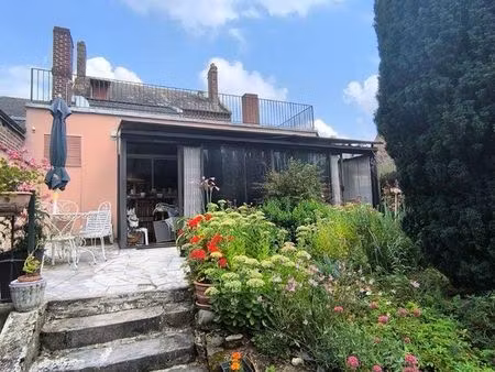 propriété 7 pièces 281 m²