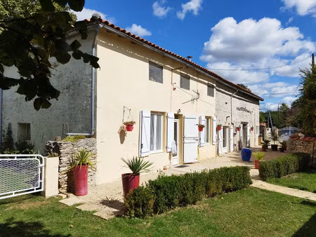maison à vendre à saint-saviol (86400) - vienne