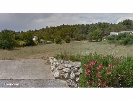 terrain de 4285 m2 au cadastre . - bize-minervois