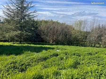 terrain 824 m² le val d hazey