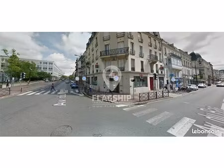 bureaux 541 m² la varenne st hilaire