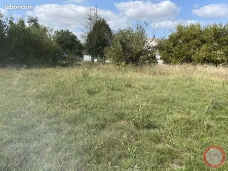 terrain 612 m² bassens