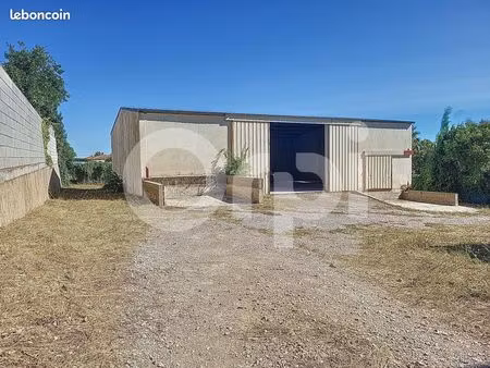 local industriel ponteilla