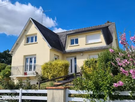 maison 6 pièces 140m²