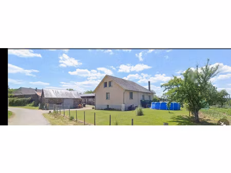 fermette avec 26 hectares