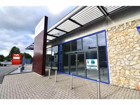 surface commerciale neuve de +- 431m2