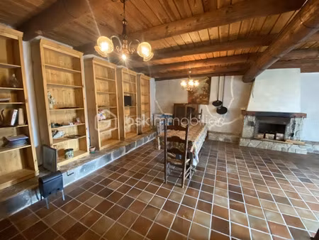 vente maison 7 pièces 206 m² à allegre (43270)  65 500 €