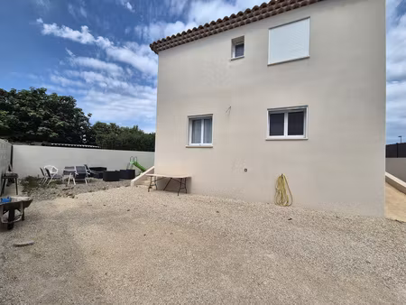 villa récente 5 pièces sur un terrain de 520 m²