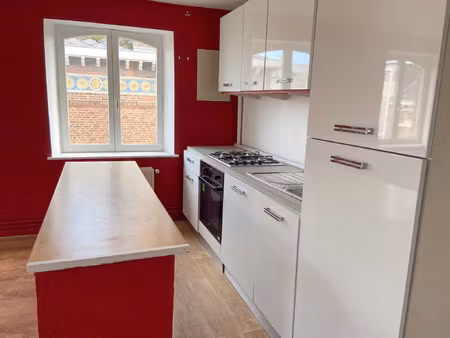 appartement lumineux tres bien situé