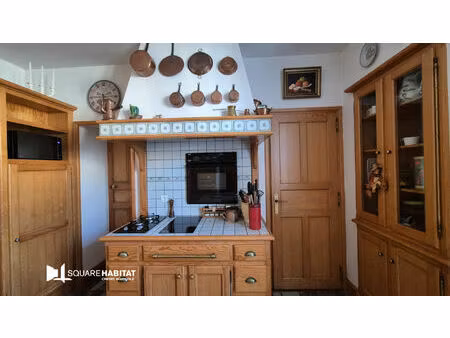 maison jallais 8 pièce(s) 206 m2