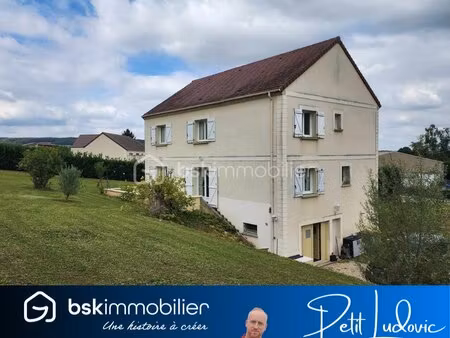 maison traditionnelle de 173 m² à courtois-sur-yonne