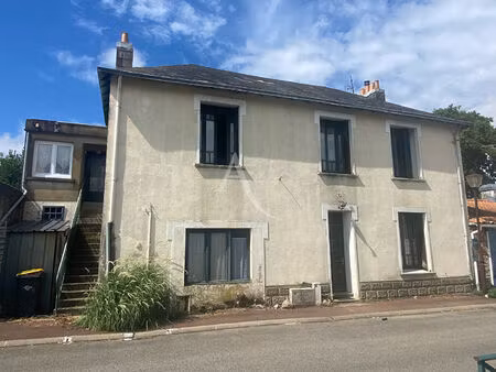 vente maison 8 pièces  195.00m²  la mothe achard