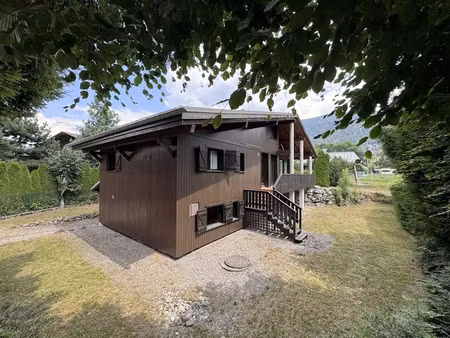 vente maison 8 pièces 255 m² à les carroz d'araches (74300)  920 000 €