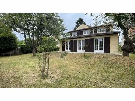 vente maison 7 pièces 134 m² les clayes-sous-bois (78340)