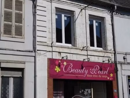 immeuble 4 pièces 372 m²