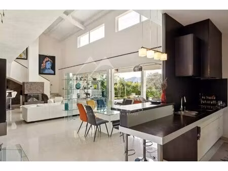 cannes - croix des gardes - domaine fermé