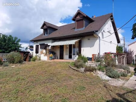 maison 6 pièces 92 m²