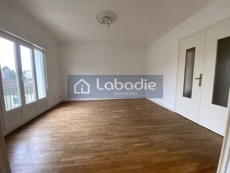 vente appartement 4 pièces 84.4 m² à vire (14500)  113 400 €