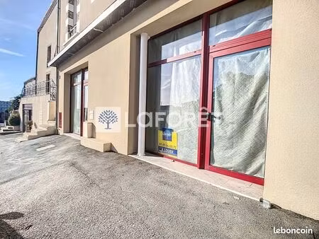 local commercial 75 m²