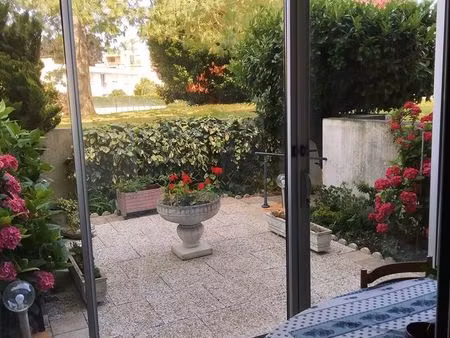 4 pièces + terrasse 28 m2 - en viager occupé