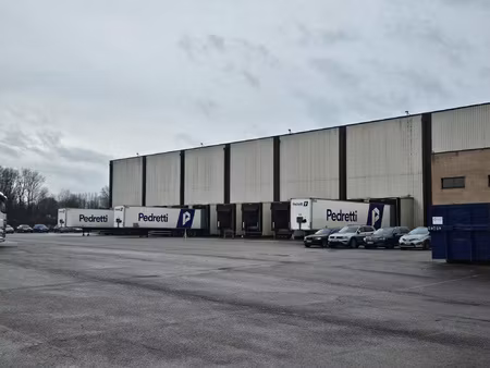 batiment a usage de stockage