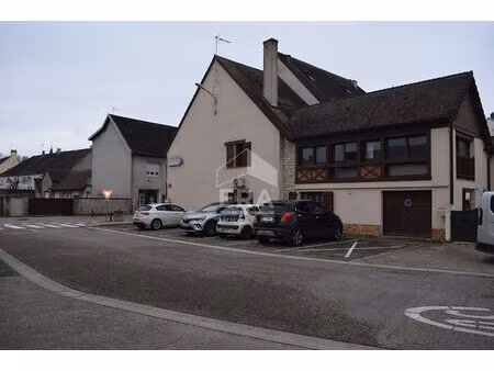 immeuble de rapport  chaussin 8 pièce(s) 149 m2 + garage + parking + terrasse privée