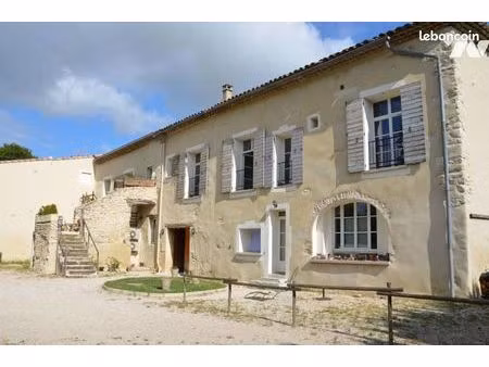 immeuble 452 m² la begude de mazenc