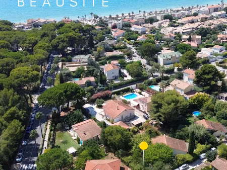 vente appartement saint-cyr-sur-mer (83270) - - surface privée