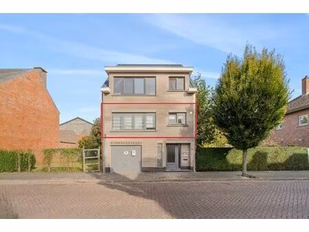 knap instapklaar appartement met 2 slaapkamers  tuin!!!