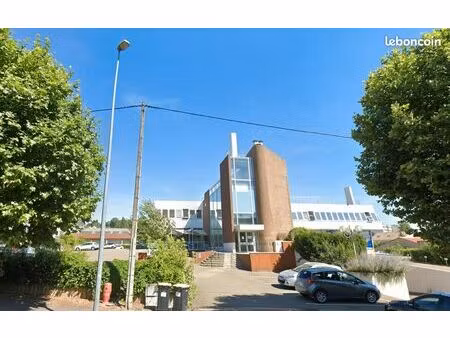 bureaux 416 m² auxerre